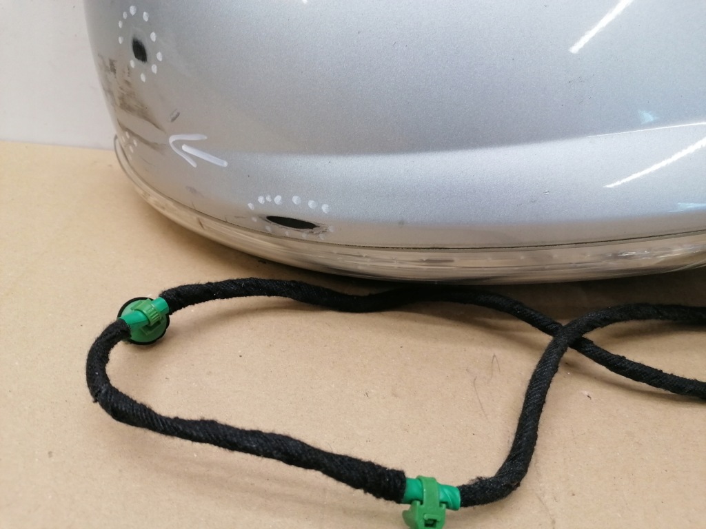 Зеркало правое vw touareg i рестайлинг  7 pin 06-10 la7w Цена