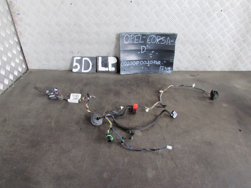 фото №1, Жгут дверь левый перед 13221953 opel corsa d 06-14 r.