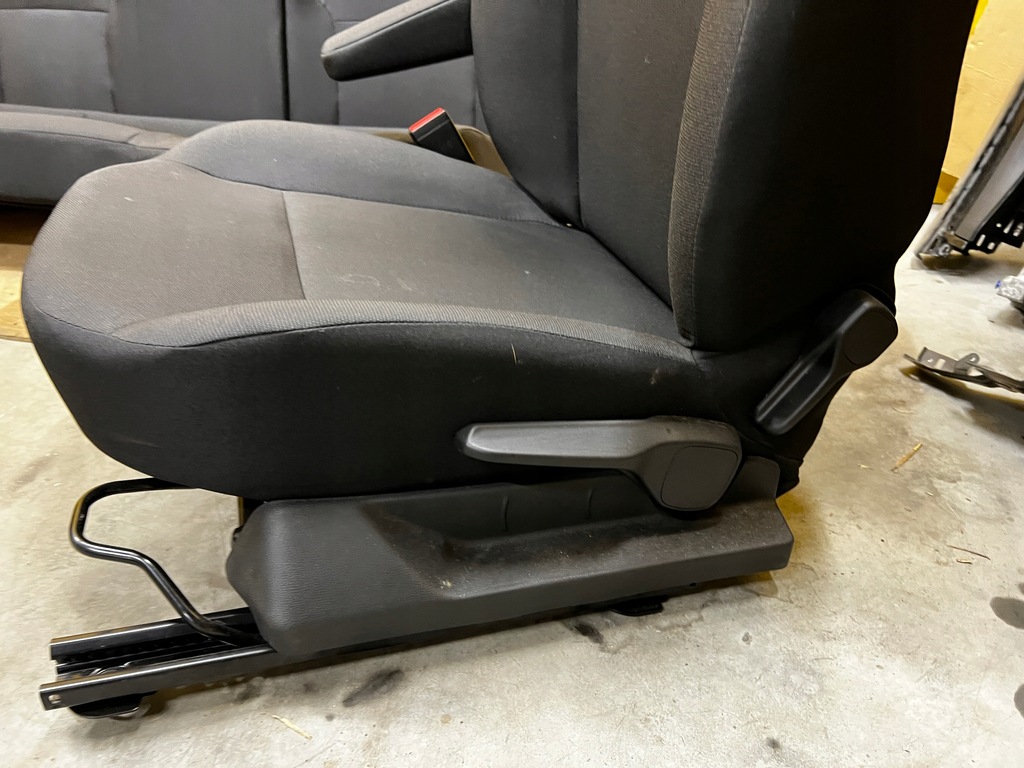 фото №6, Комплект сидінь сидіння заднє сидіння задня перед dacia sandero 2023 iii 3 europa