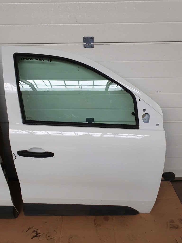 Купити Двері повний перед праве renault express ii van колір 0v369