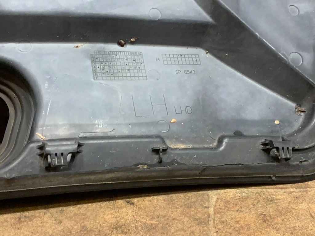 Купить Другое запчасти капот mercedes-benz gle coupe c292 a1668800705 3.0l дизель