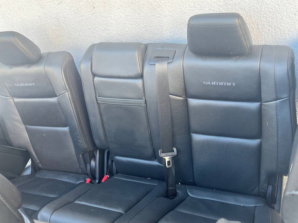 фото №8, Jeep grand cherokee wk2 lift sumit сиденья заднее сиденье обшивки 2017-