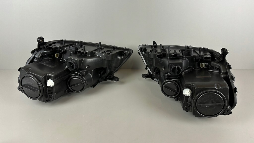 Mercedes ml w164 164 рестайлінг  amg лампа ліва права звичайна лінза h7 Доставка