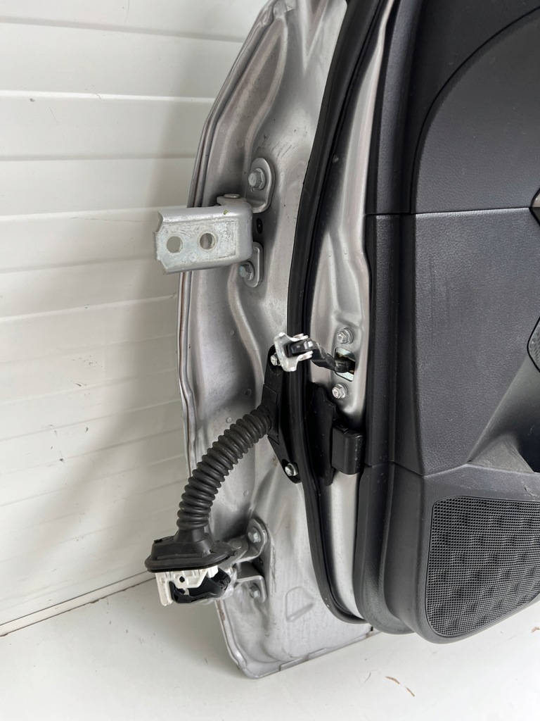 фото №8, Дверь правый перед передние toyota chr c-hr