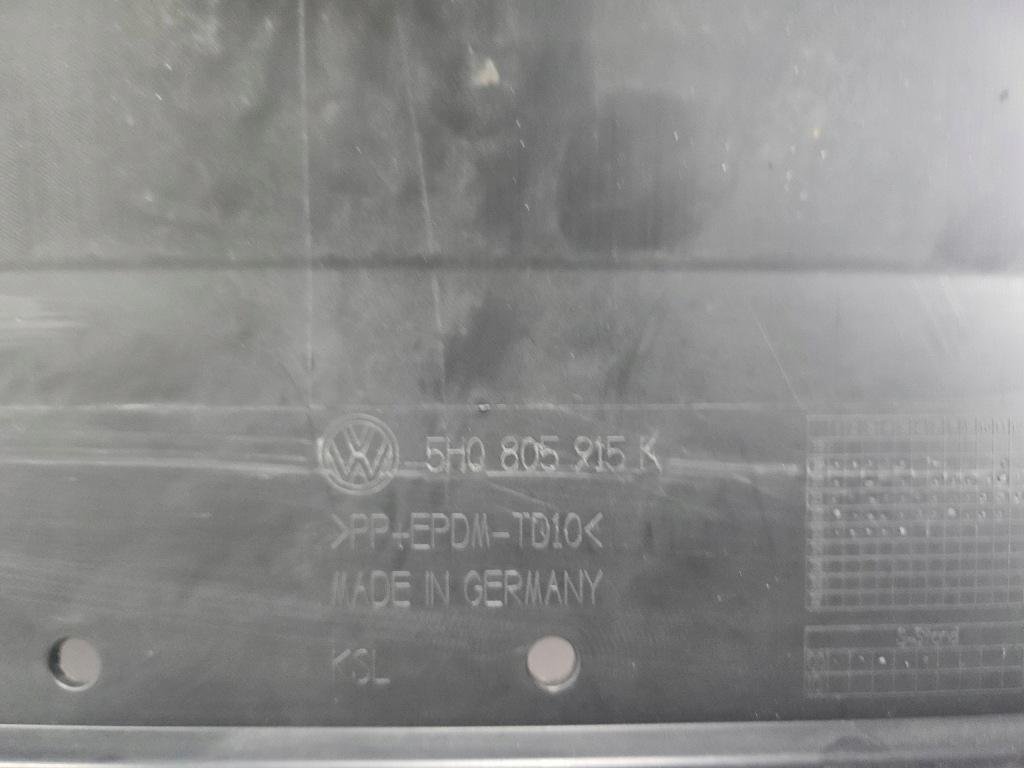 фото №16, Vw golf viii 8 gti 2019 - спойлер накладка бампера перед 5h0805915k