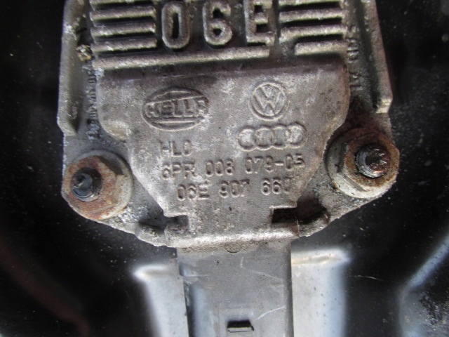 Audi a8 d3 3.0 tdi поддон масляная 059103602d + датчик масла 06e007660 с Разборки