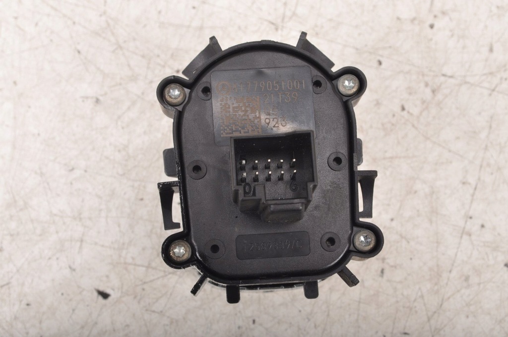 фото №2, Mercedes gla ii h247 кнопка запуск стоп p2 a1779051001