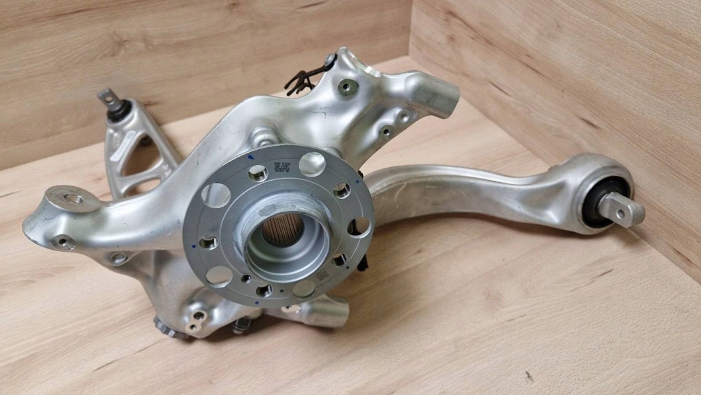 Ступица колеса передний mercedes-benz sl amg r232 a2323305902 с Разборки