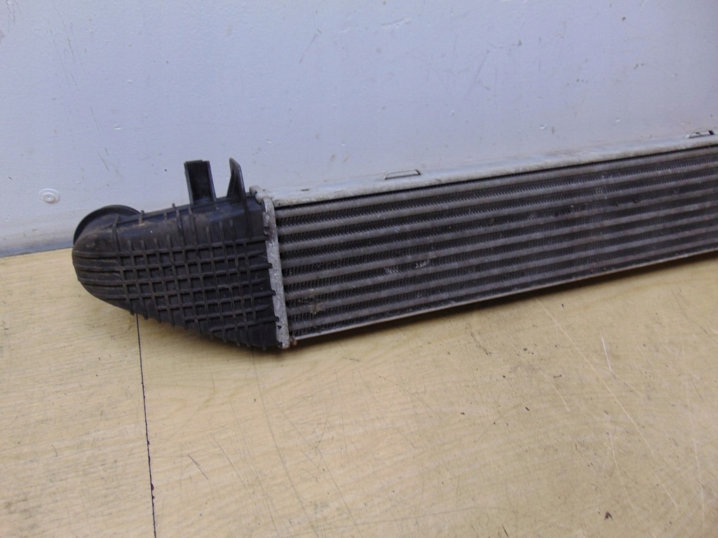 фото №11, Радіатор інтеркулер mercedes w204 a2045000500