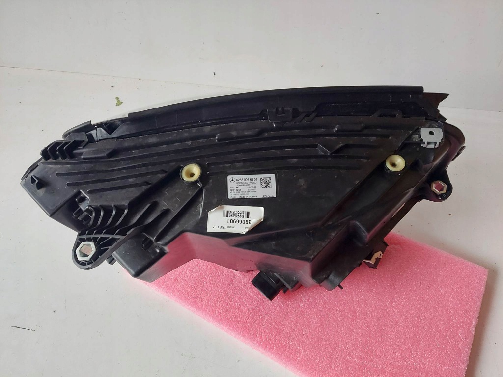 Купить Mercedes glc w253 рестайлинг  фара левая перед full led