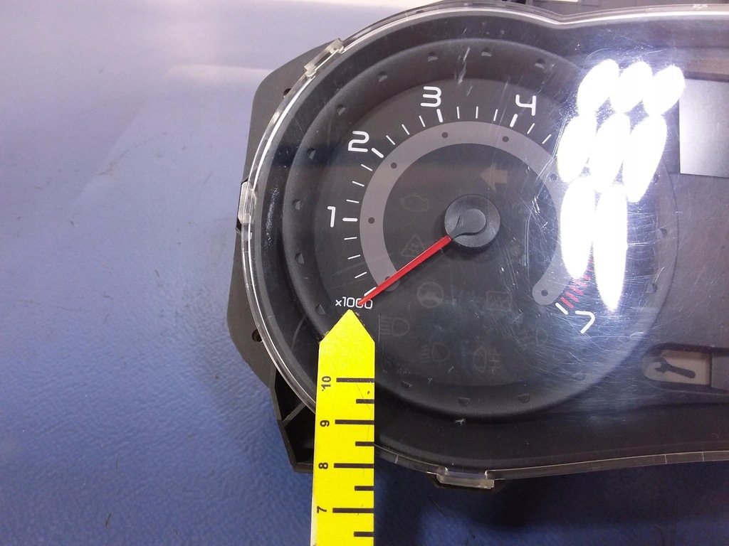 фото №4, Clio iii 1.2 16v счетчик приборы eu 8200715178m