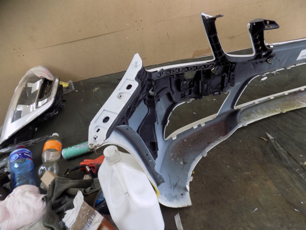 Бампер передний перед mercedes e-klasa w207 купе кабриолет  amg a2078852725 Доставка