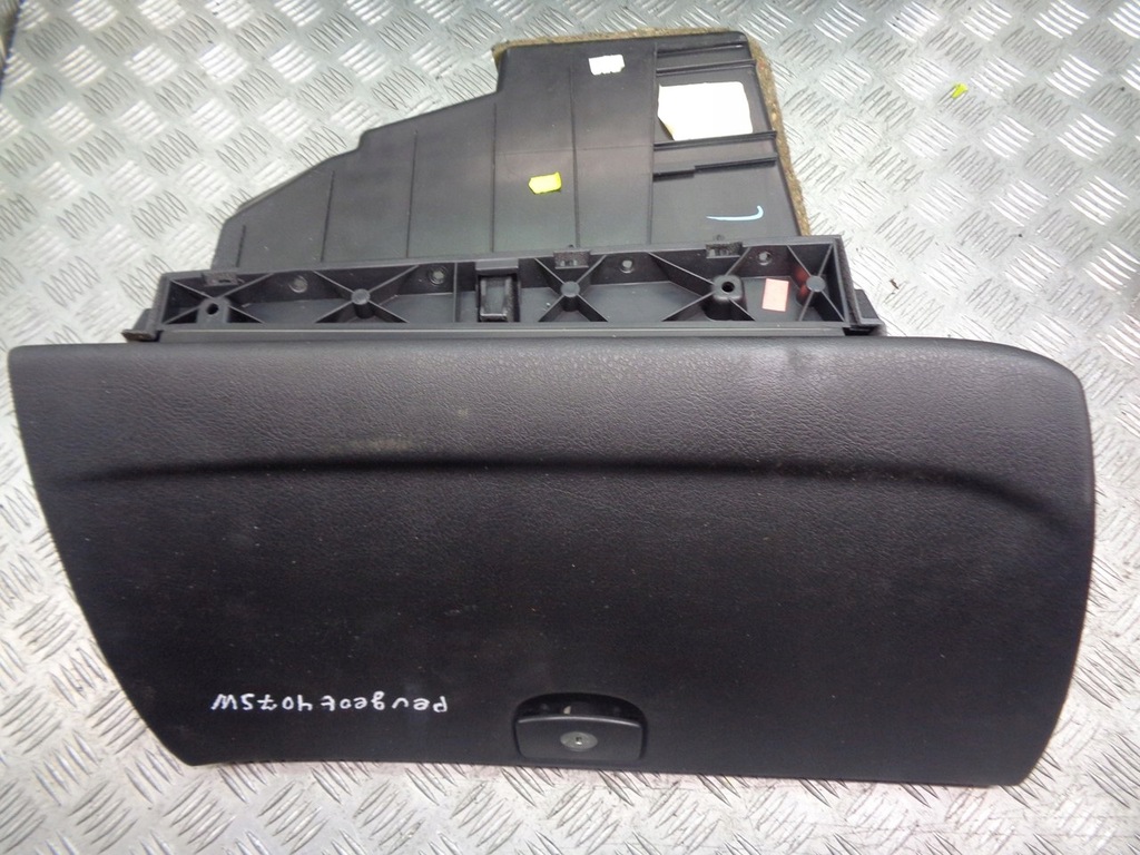 фото №1, Бардачок peugeot 407 sw