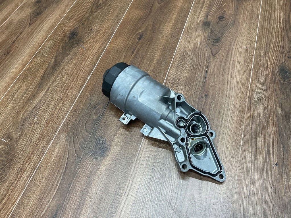 Корпус фільтра оливи mercedes-benz ml amg w164 6.3 amg a1561800410. Недорого