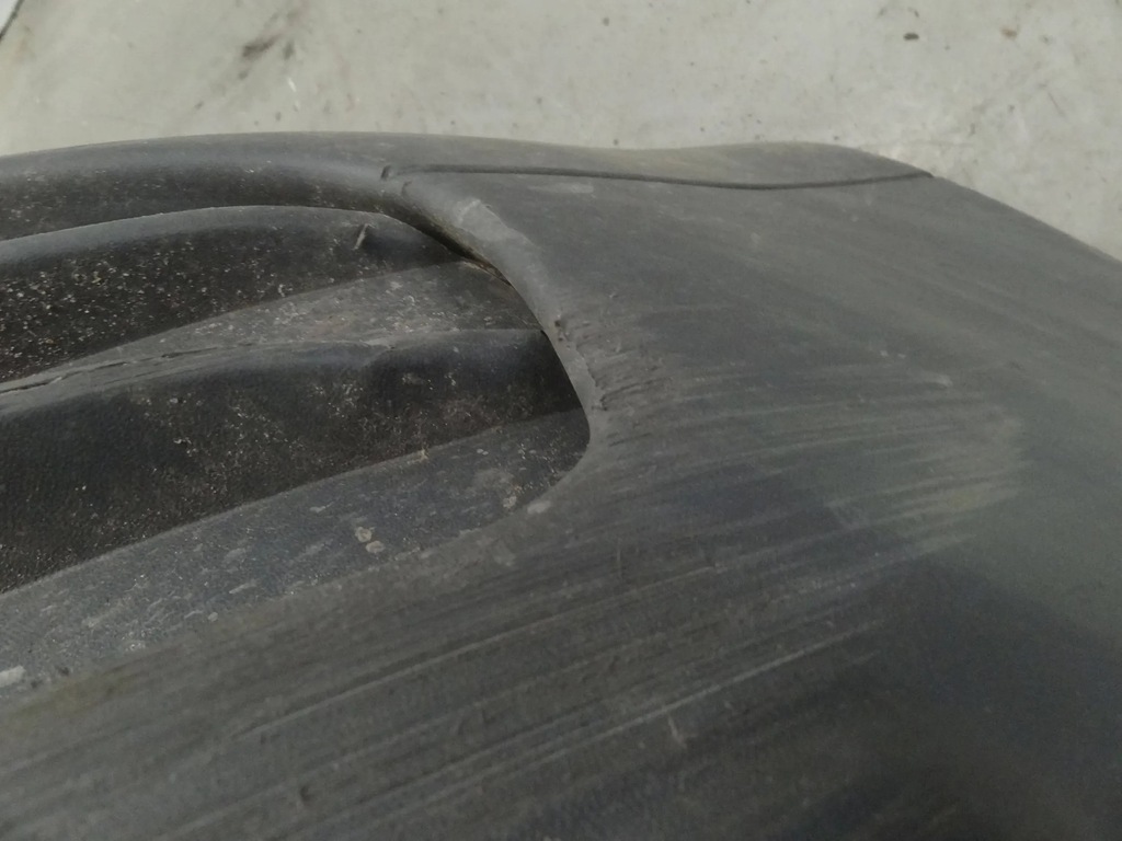 фото №8, Vw caddy iii 2004 бампер перед передний