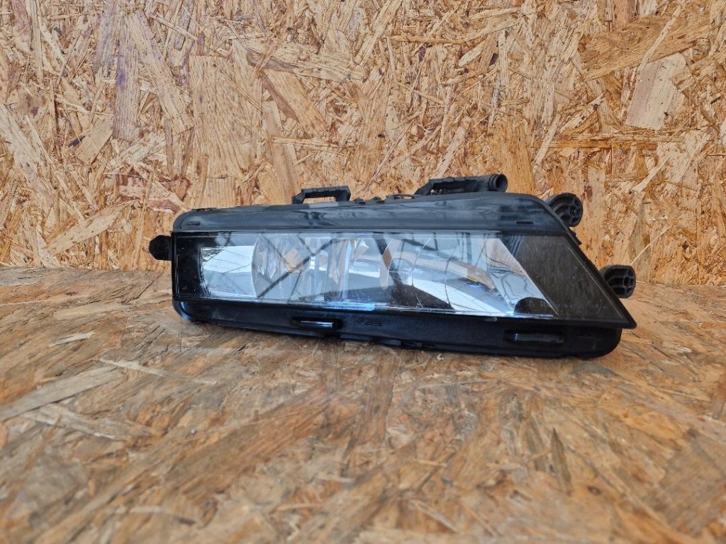 фото №1, Протитуманна фара лівий перед skoda octavia iii 5e0941699f