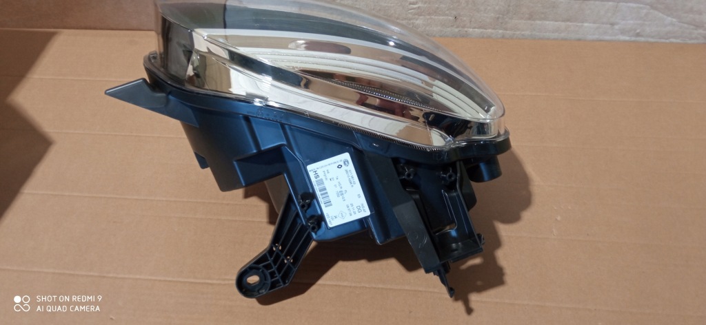 Лампа права перед renault twingo 14- 260104296r nowa оригінал в Україні