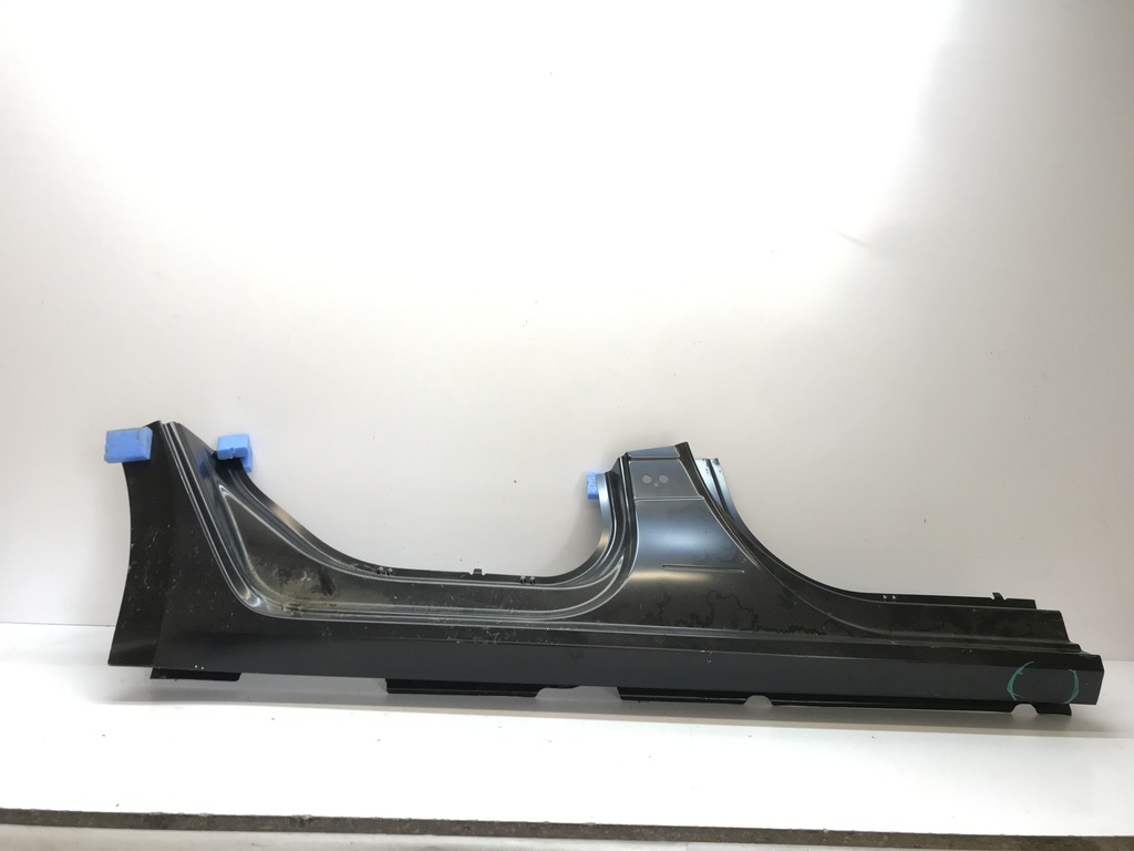 фото №1, Opel astra l vi обшивка поріг правий 1681904580