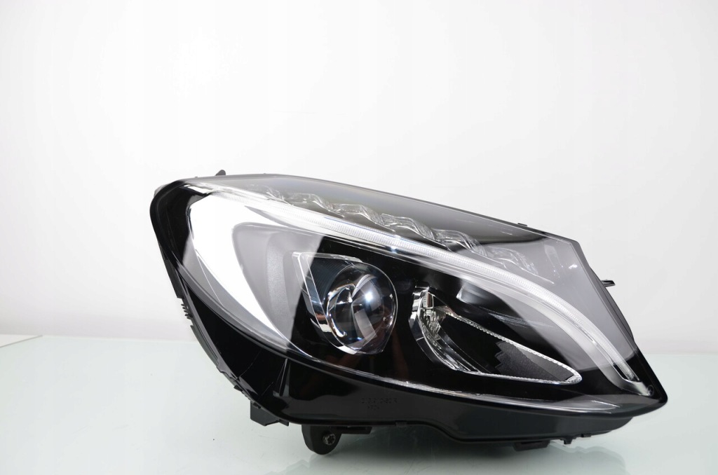 Купить Mercedes c-klasa w205 full led a2059062604 правая фара передняя