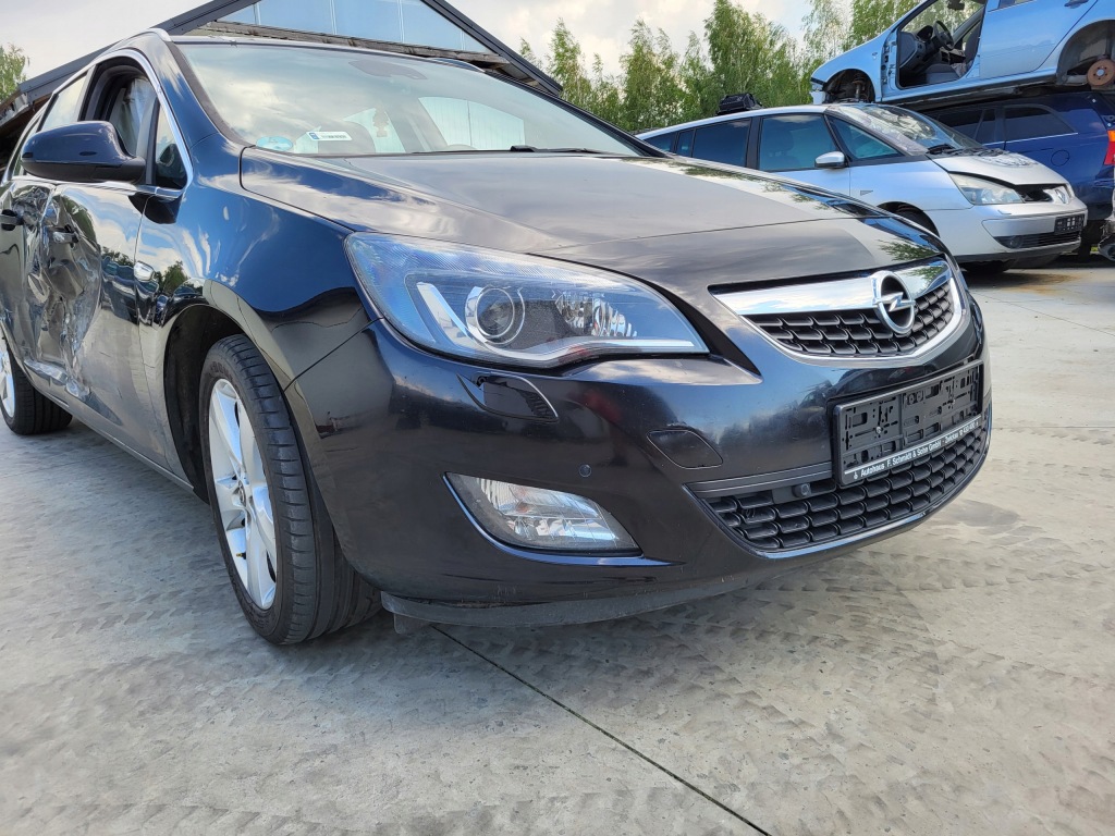 фото №13, Opel astra iv j 10r перед бампер капот крила лампа ксенон pdc z20r