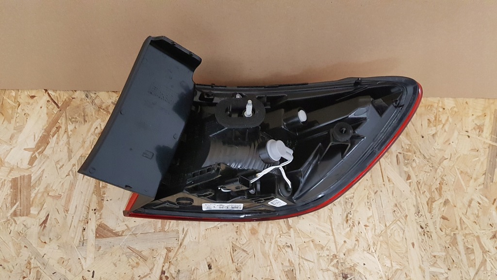 фото №7, Лампа задняя левая renault clio v led 5d