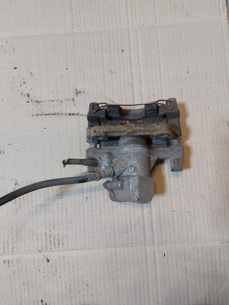 фото №8, Суппорт тормозной левый задняя mazda 5 05- 1.8b 16v