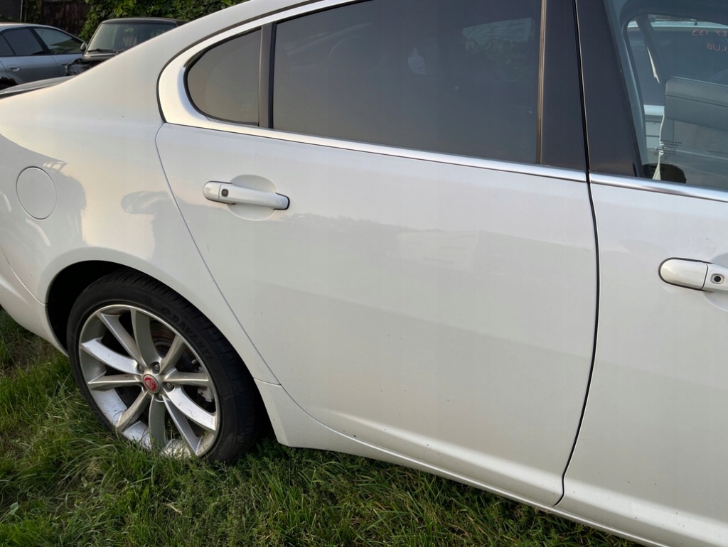 фото №1, Jaguar xf x250 lift 11-15 двері ner правий задня праве задні