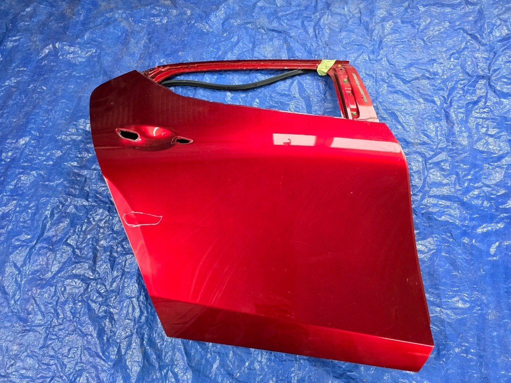 Купить Mazda 3 3 2019- дверь правый  задняя bdmt72010