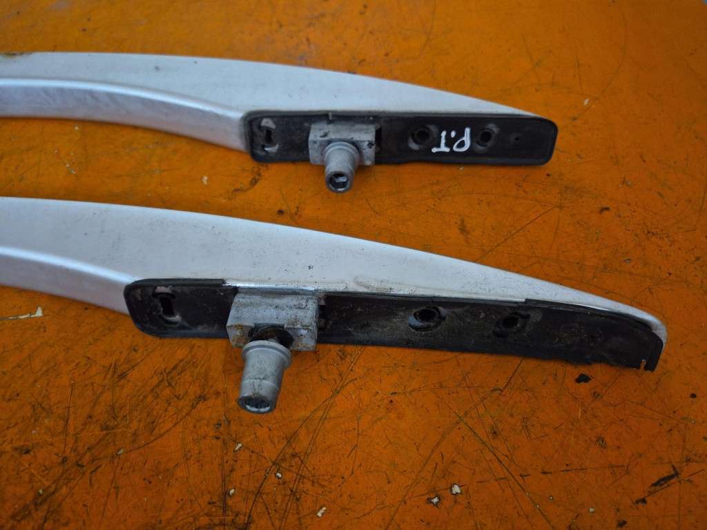 Audi a4 b6 00-05 универсал рейлинги левое  правый  комплект ly9b с Разборки