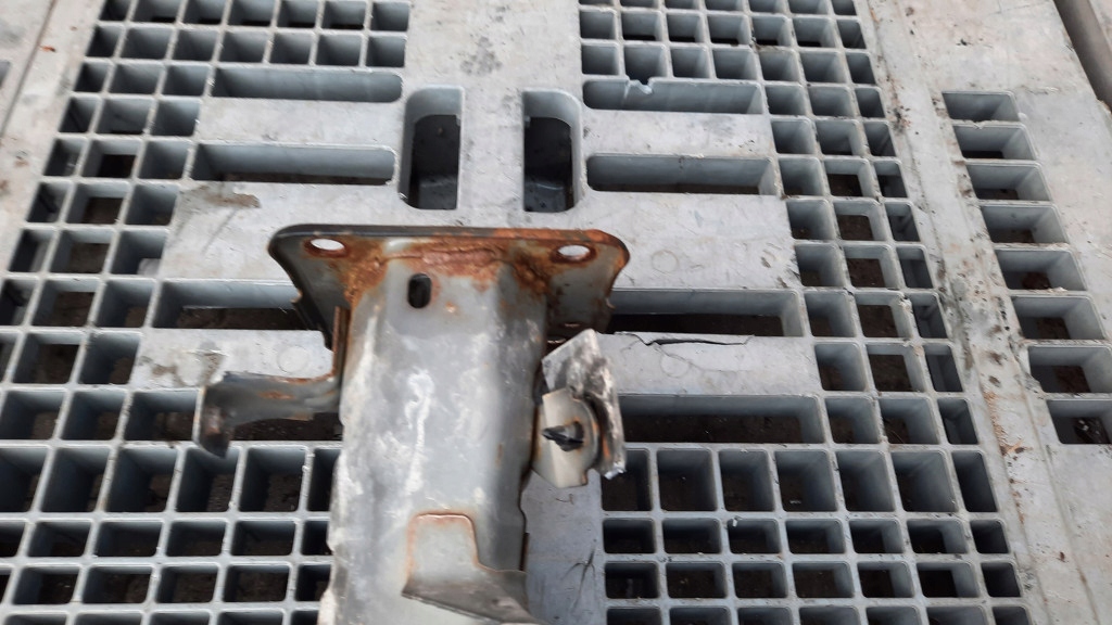 фото №8, Балка бампера перед mazda 3 bk 05r 1.6b