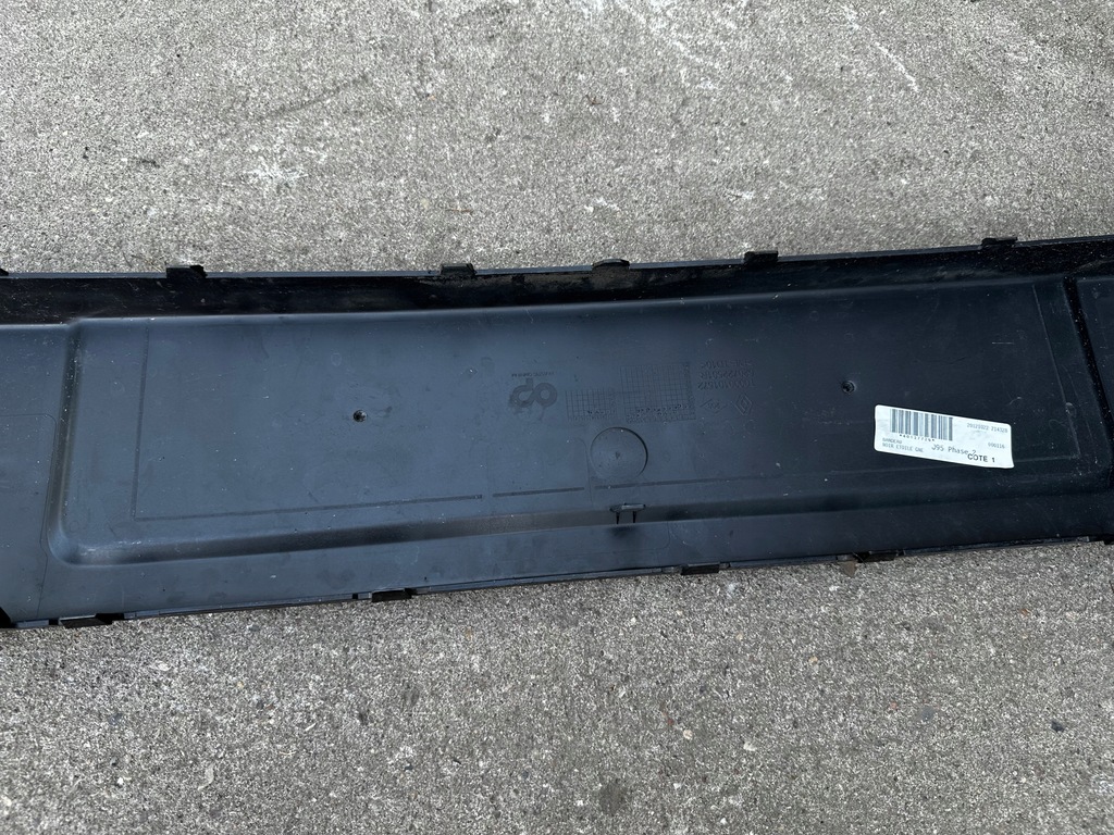 фото №8, Молдинг накладка бампера перед renault scenic iii