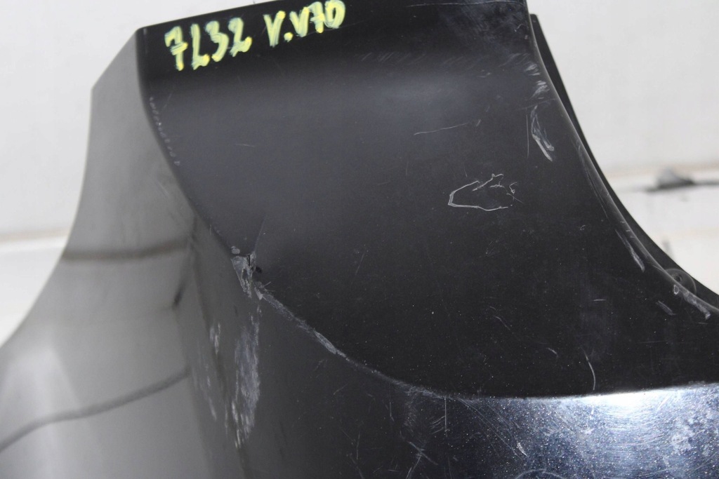 фото №9, Volvo v70 iii 2007r- бампер задняя задний 452 - код лакокрасочного покрытия