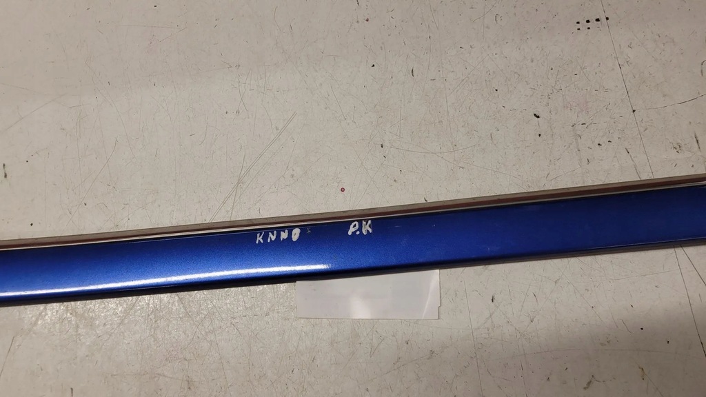 фото №7, Молдинг передних левых дверь peugeot 407 sw 6e_ 96445550xt 2.2l дизель