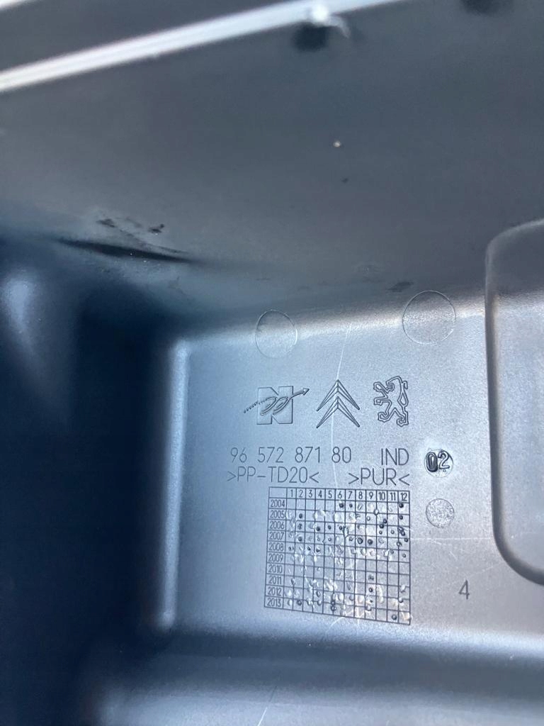 фото №8, Корпус коробка предохранителей c3 ii 9657287180