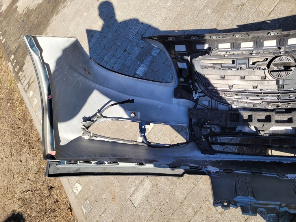 Opel insignia a бампер перед pdc в Украине
