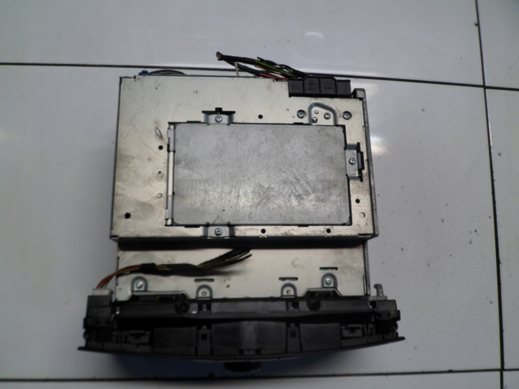 фото №5, Mercedes c w204 радио cd навигация a2048703390