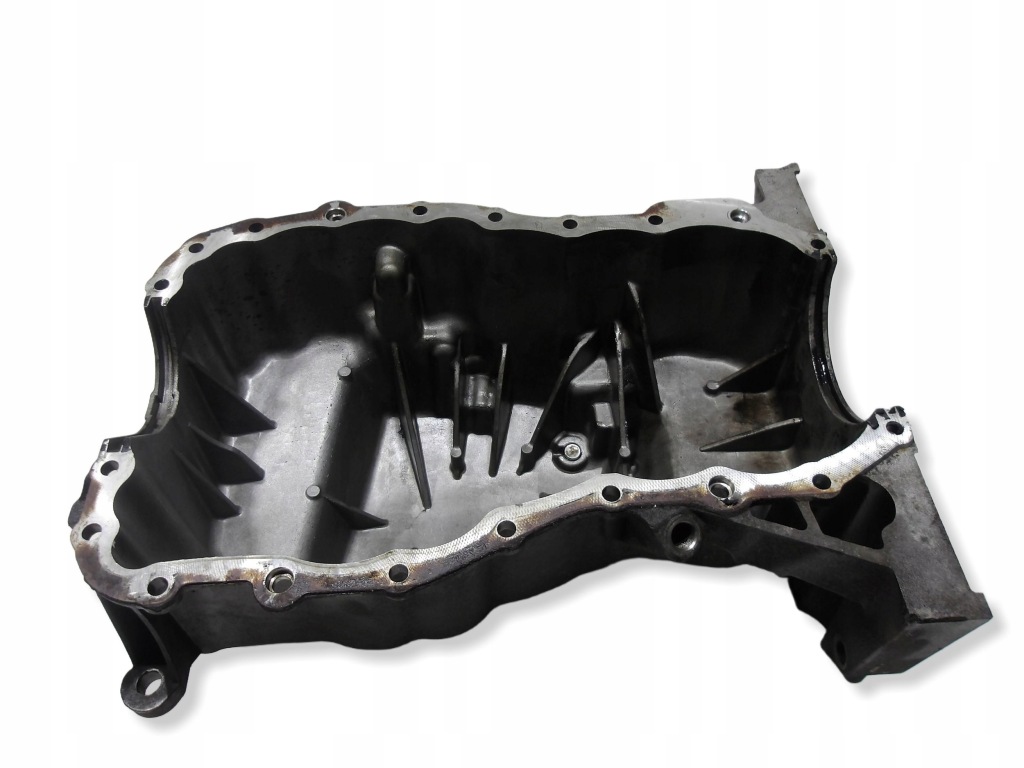 Поддон масла масляная renault clio dacia 111118070r 1.5 dci Недорого