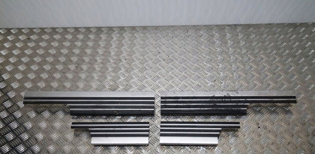 фото №1, Land rover range rover l322 2007 набор молдинг порог внутренних