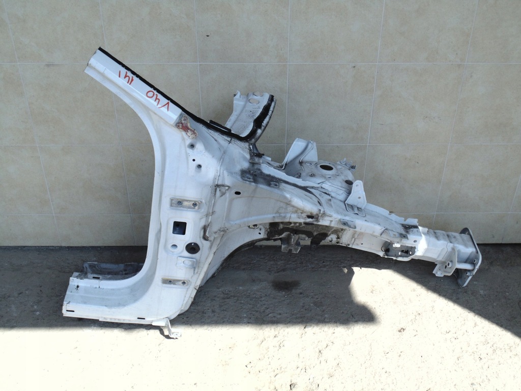 фото №1, Чверть передня права volvo v40 xc40 2014 rok.