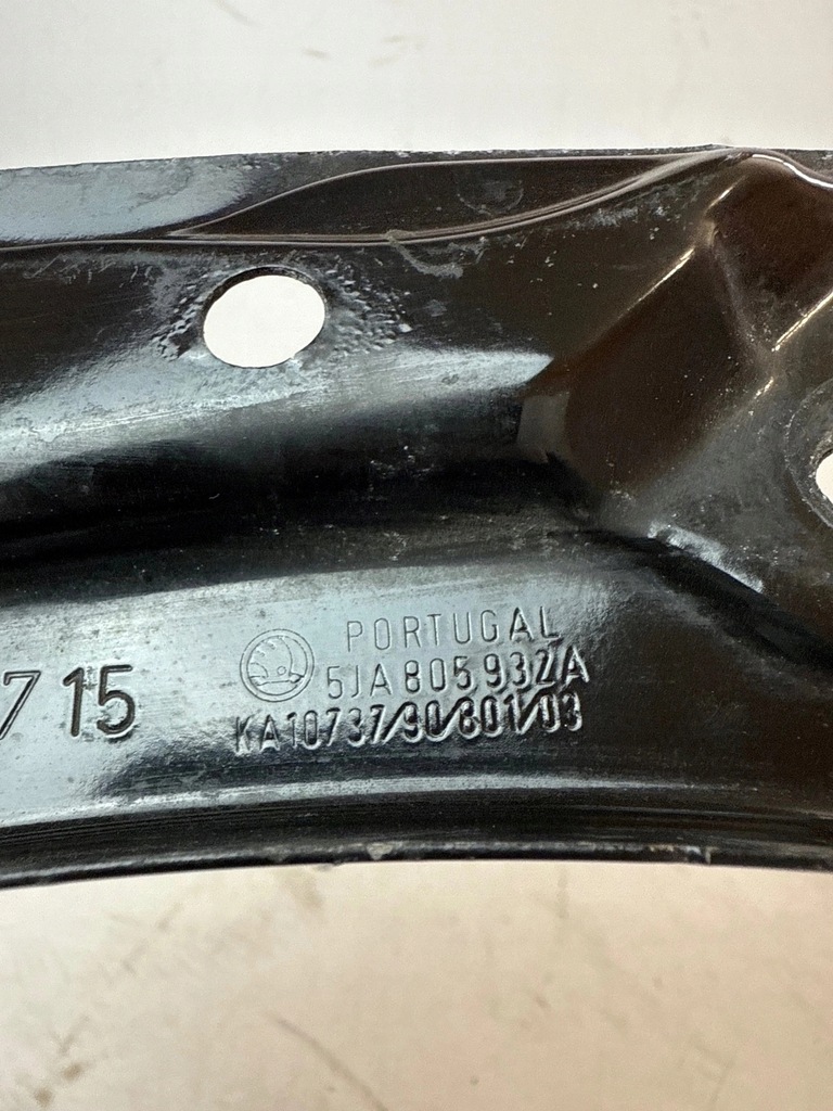 фото №11, Кронштейн кронштейн лампи правий перед seat toledo iv skoda rapid