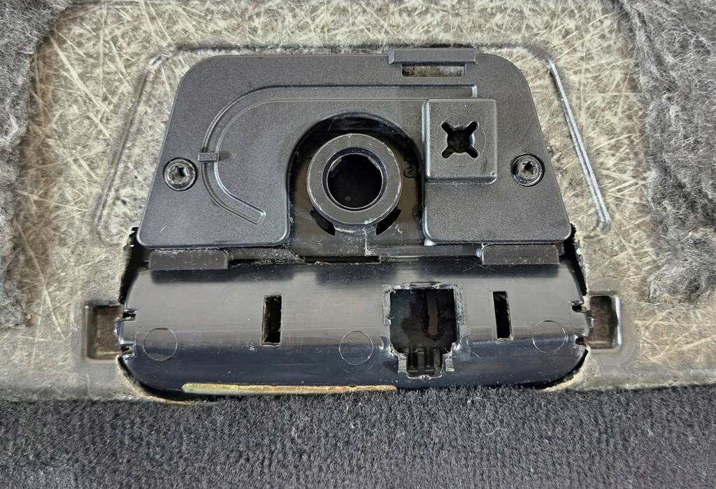 фото №6, Mercedes w205 kombi пол полка багажника