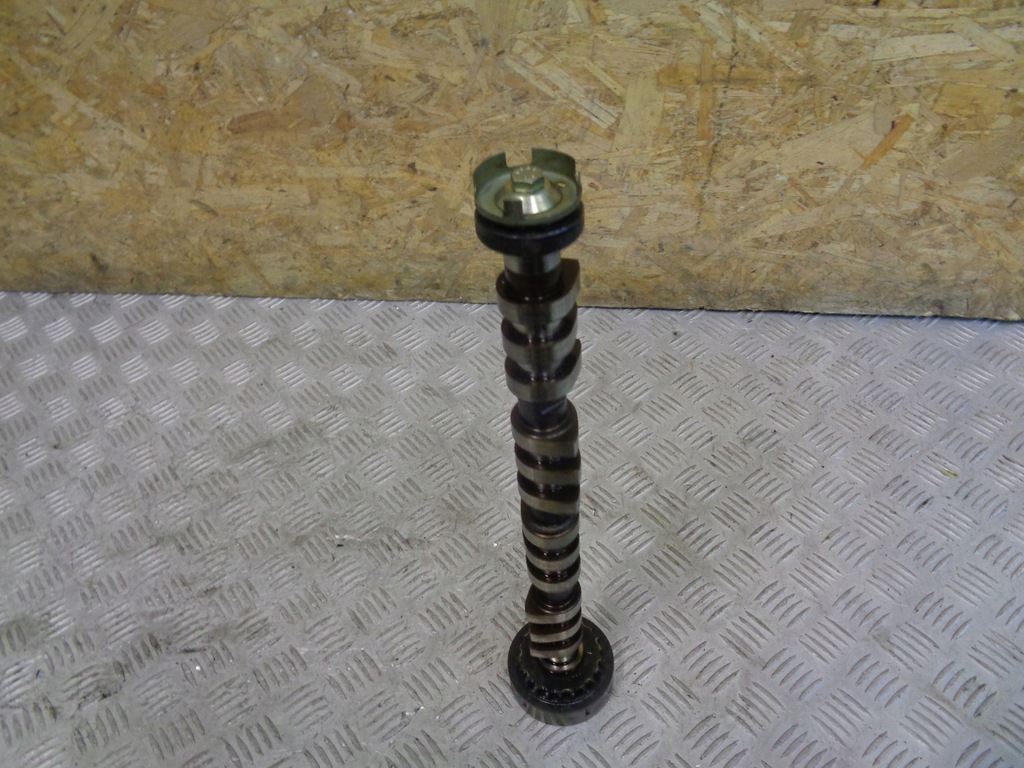 фото №6, Вал распределительного вала всасывающий audi a4 b6 2.0 fsi 00-