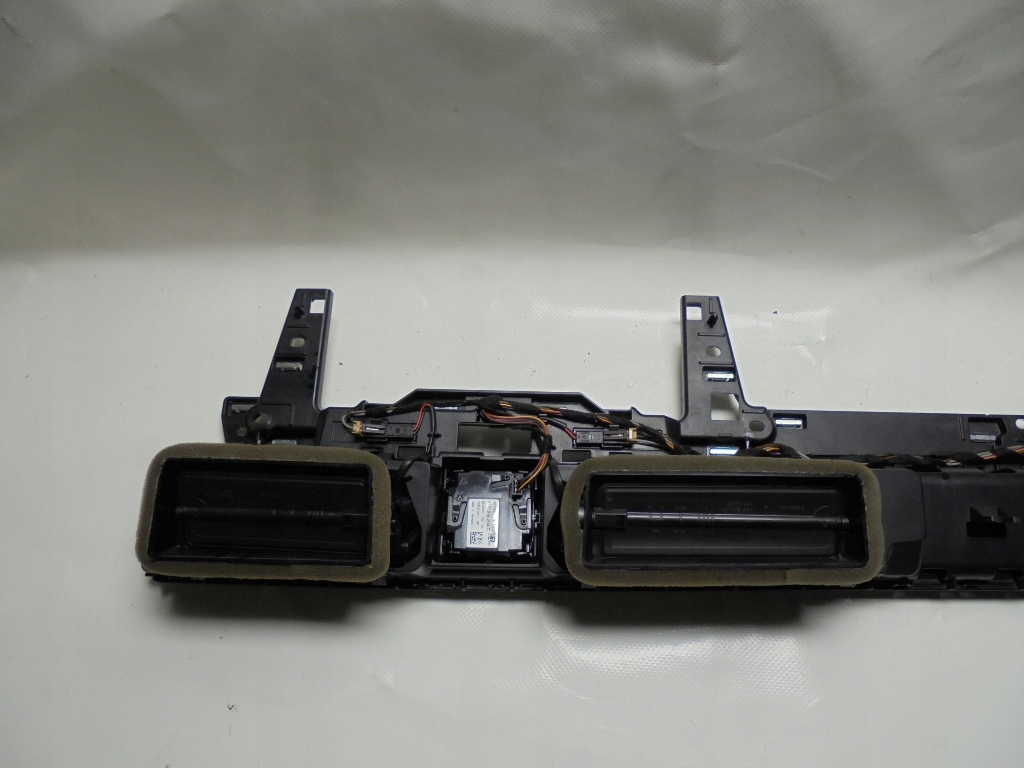 фото №6, Решітка обдув середня dekor годинник vw passat b8 3g1857083 3g0971459