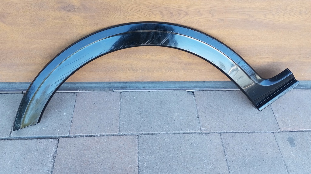 фото №1, Vw new beetle молдинг крила задня права r-line 5c5853818j