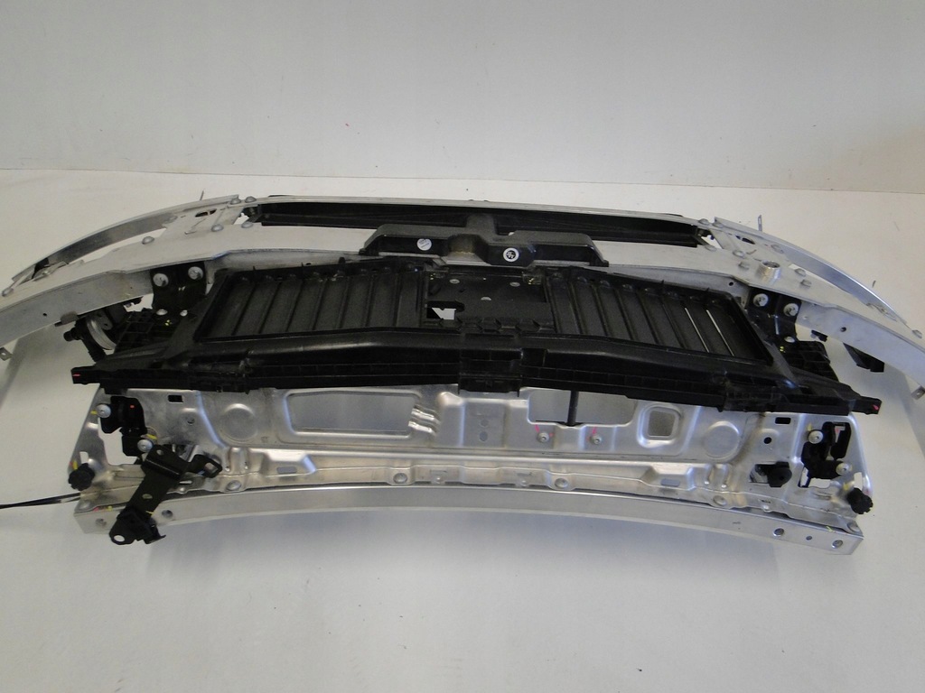 фото №12, Mercedes c klasa w206 s206 206 pas передний усилитель перед комплект