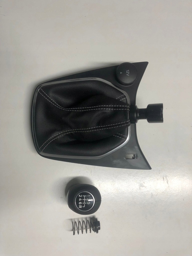 фото №1, Ford fiesta mk8 чохол ручка перемикання передач jak nowe