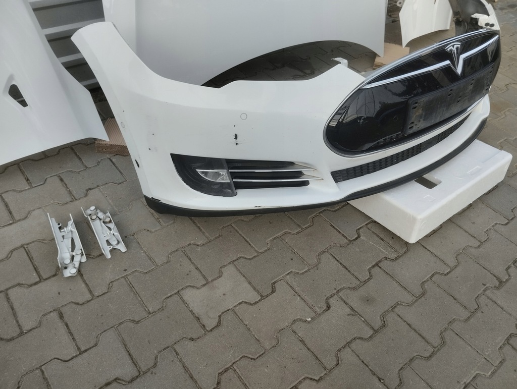 фото №4, Tesla s перед капот лампа крила