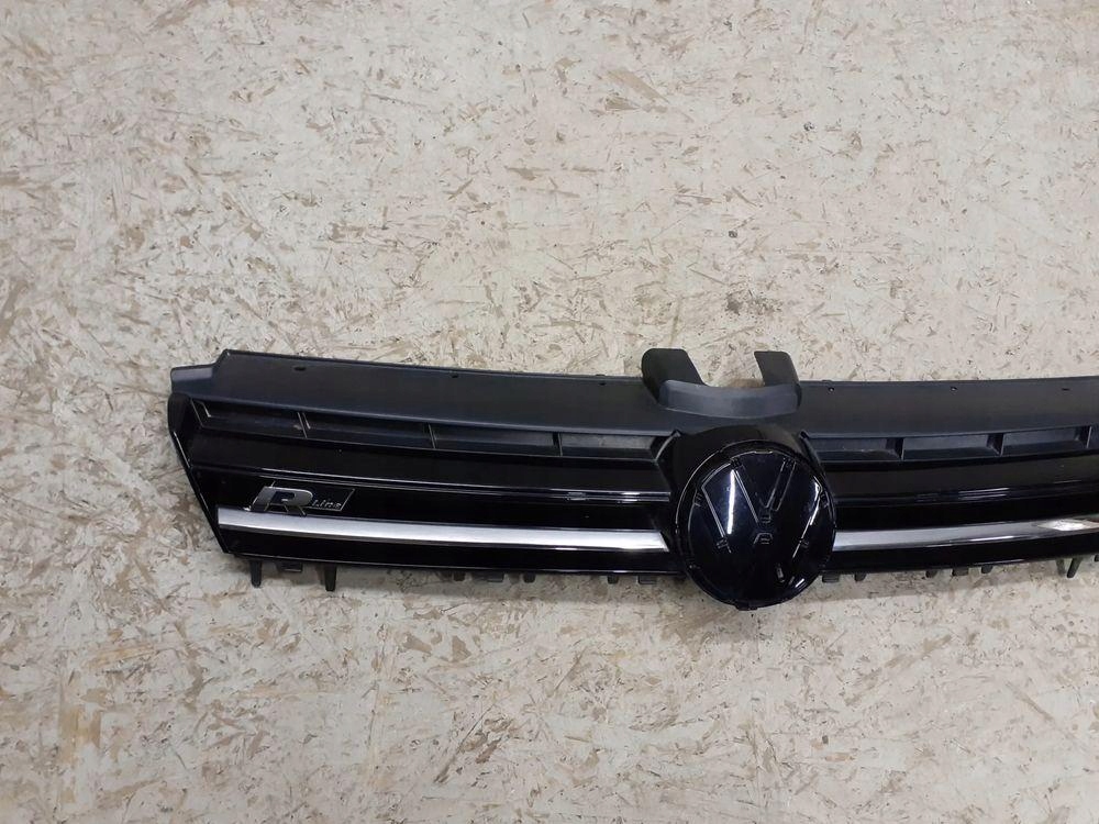 фото №1, Решётка радиатора решётка радиатора vw golf vii 7 r-line 2013-2016r 5g0853653