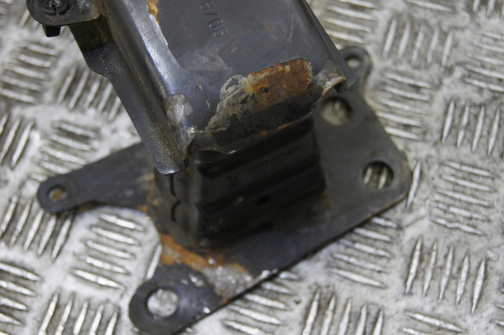 фото №10, Балка передняя абсорбер бампера roomster skoda