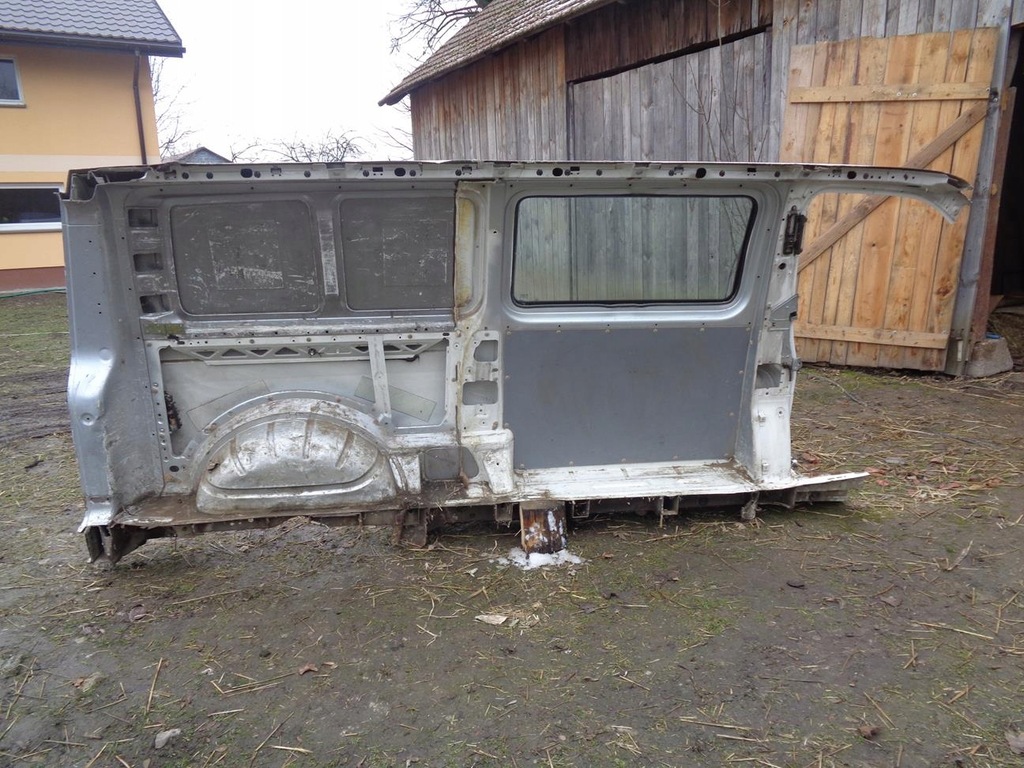 фото №9, Четверть крыло bok левый задняя задний vw transporter t5 long 03-